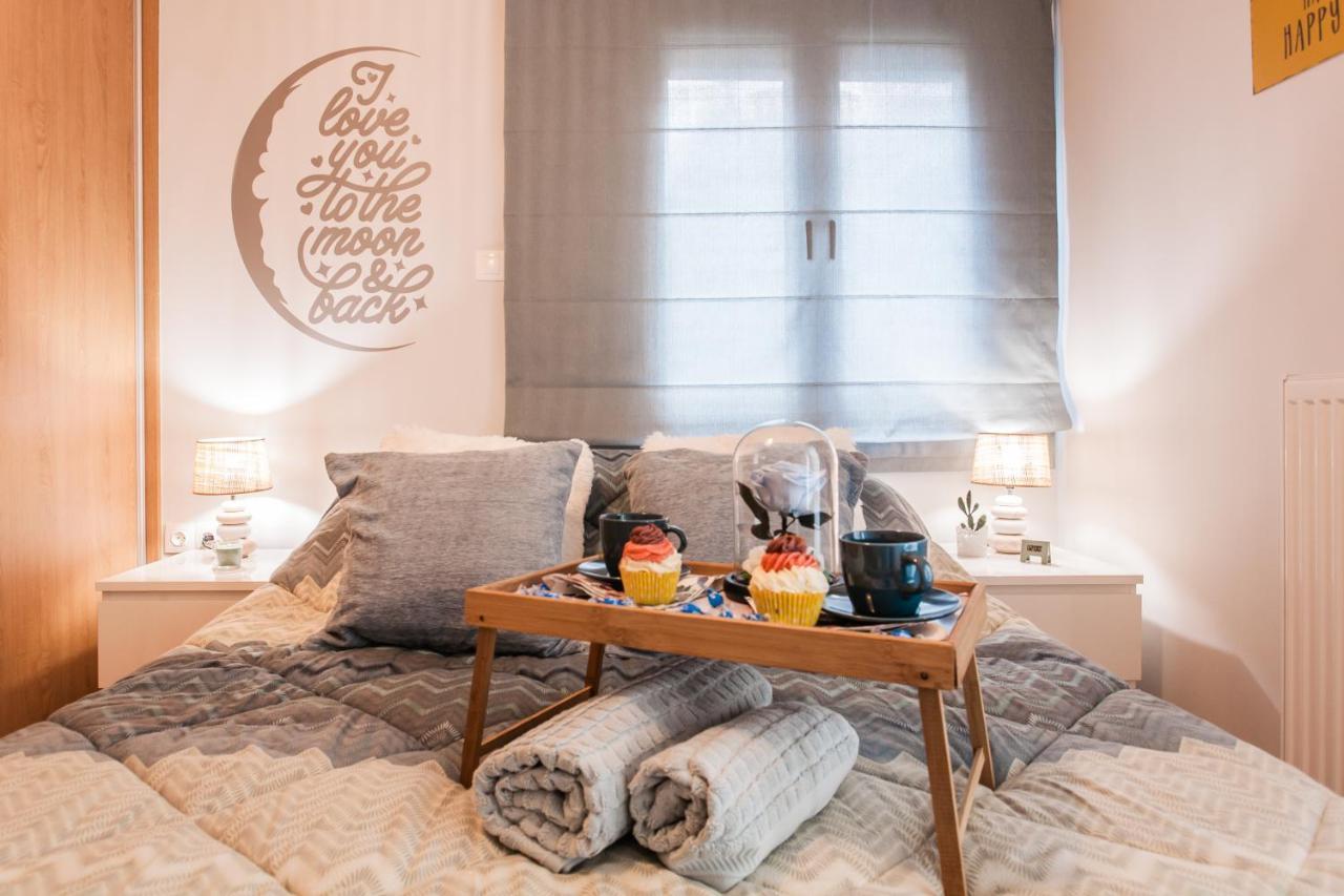 Luxury Seaside Apartment Next To Starbucks Opossite The Beach Park Of Flisvos Atény Exteriér fotografie
